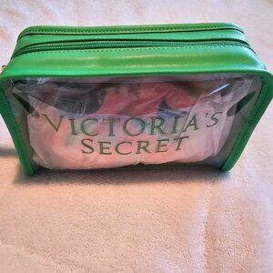 NWT Viictoria's Secret makeup bag green/clear
